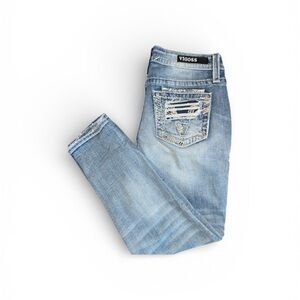 Vigoss  Distressed women’s Dublin crop straight heritage fit mid rise capris